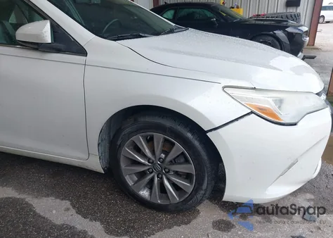 2015 Toyota Camry Xle V6 from USA, damaged, VIN 4T1BK1FK8FU029227